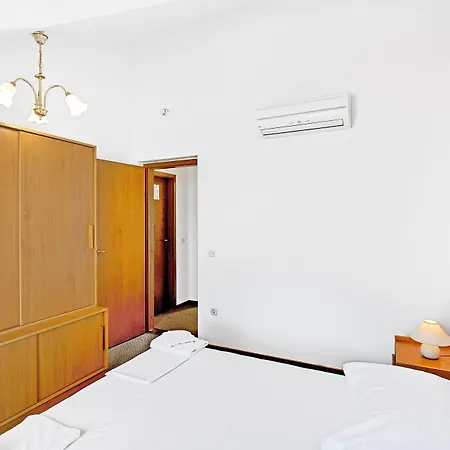 Villa Supetar スペタル