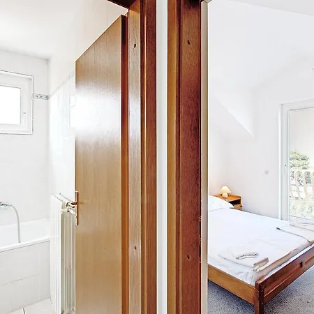 Villa Supetar スペタル