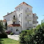 Гостевой дом Villa Supetar 3*