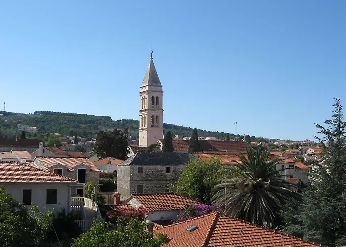 Villa Supetar Gostinjska kuća 3*