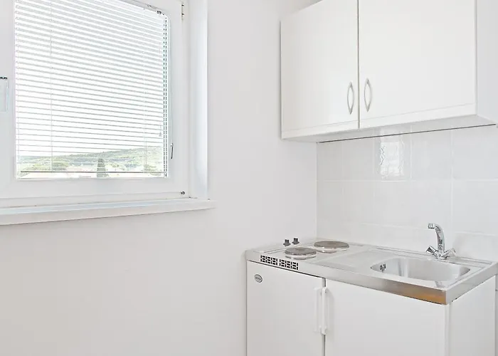 Villa Supetar 3*