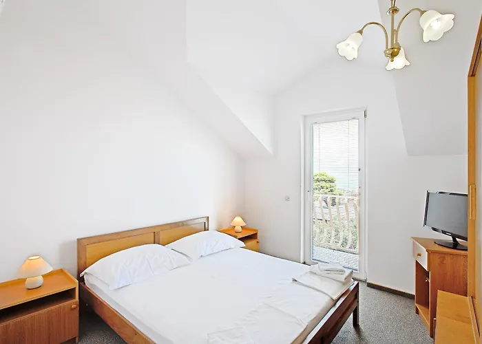 Villa Supetar Gostinjska kuća