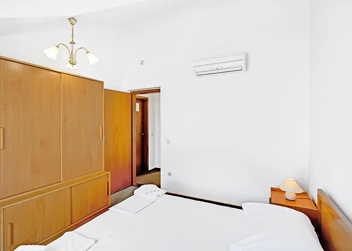 Guest house Villa Supetar Supetar