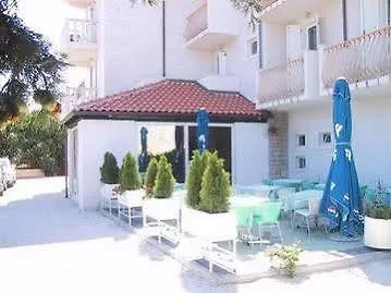 Villa Supetar Gostinjska kuća Supetar